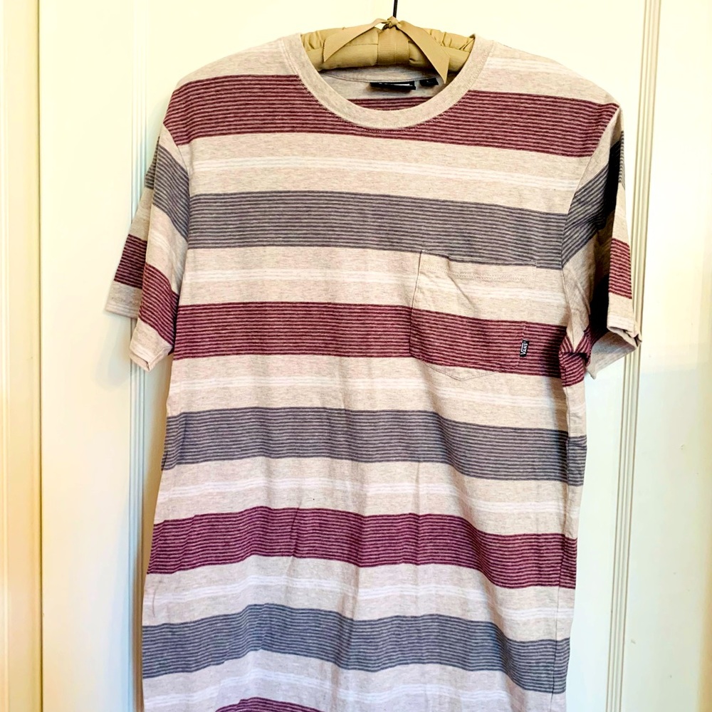 Comfy Men’s Vans Stripey Tee